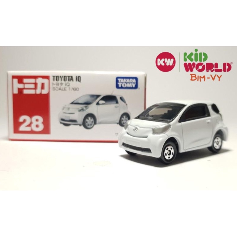 Xe mô hình Tomica Box Toyota IQ. MS: 906. Tỷ lệ 1:60. Made in Việt Nam.