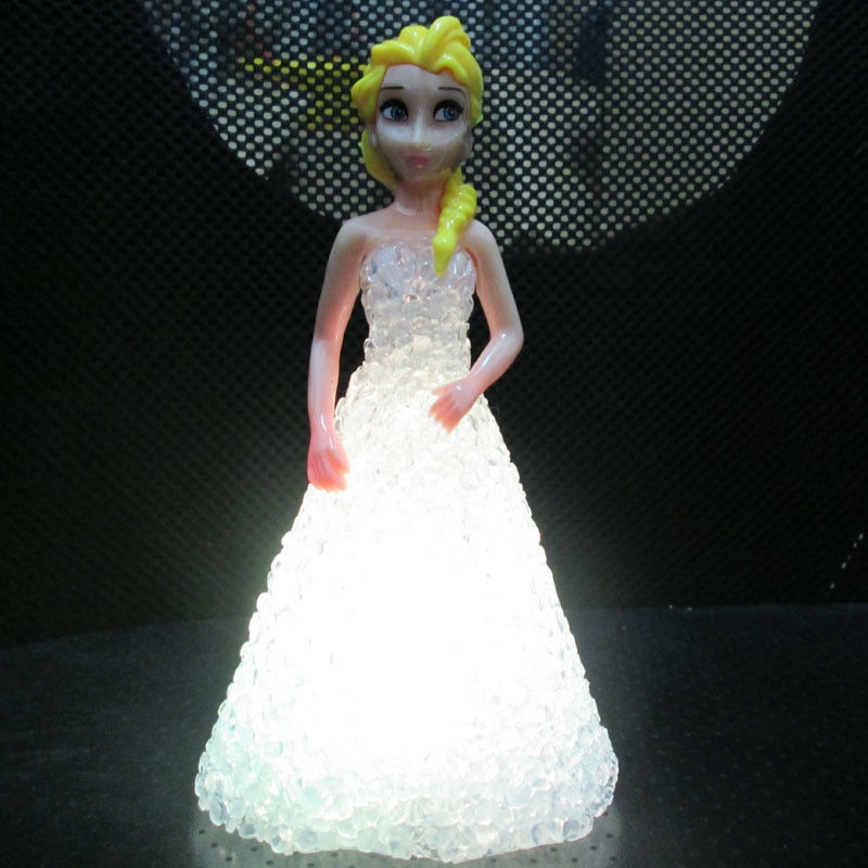 Búp Bê Công Chúa Elsa Trong Phim Frozen Có Đèn Led