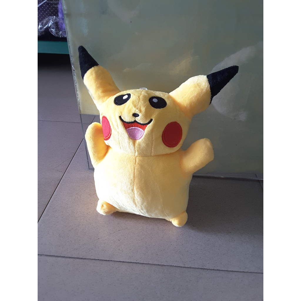 Gấu Bông Pikachu Dễ Thương Mẫu Màu Vàng Hot Hit
