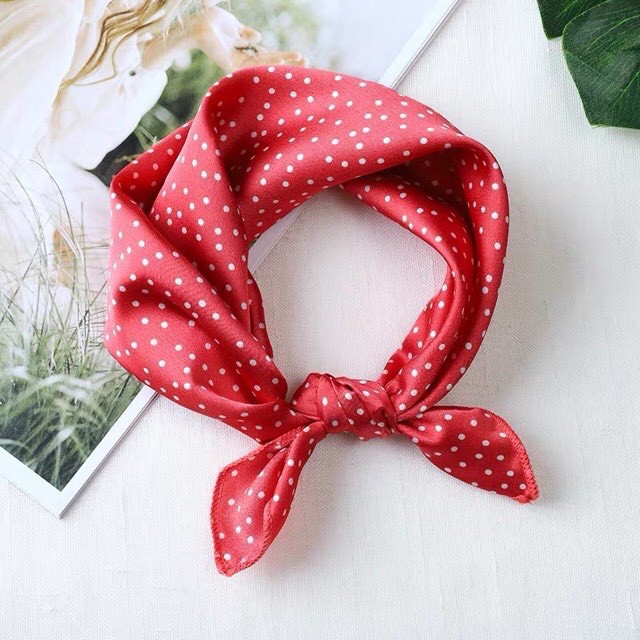Khăn turban vuông satin chấm bi nhí size 48*48cm