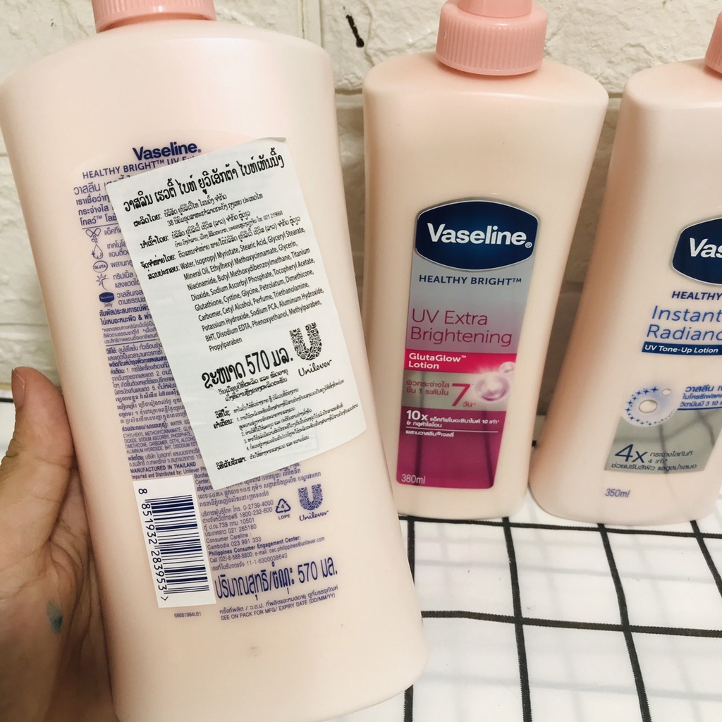 Sữa Dưỡng Thể Trắng Hồng Vaseline UV Lightening 4X/10X Thái Lan (350ml-400ml - 570ML)