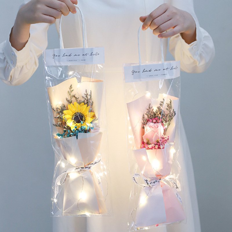 Quà tặng hoa khô mini và túi phối gấu teddy