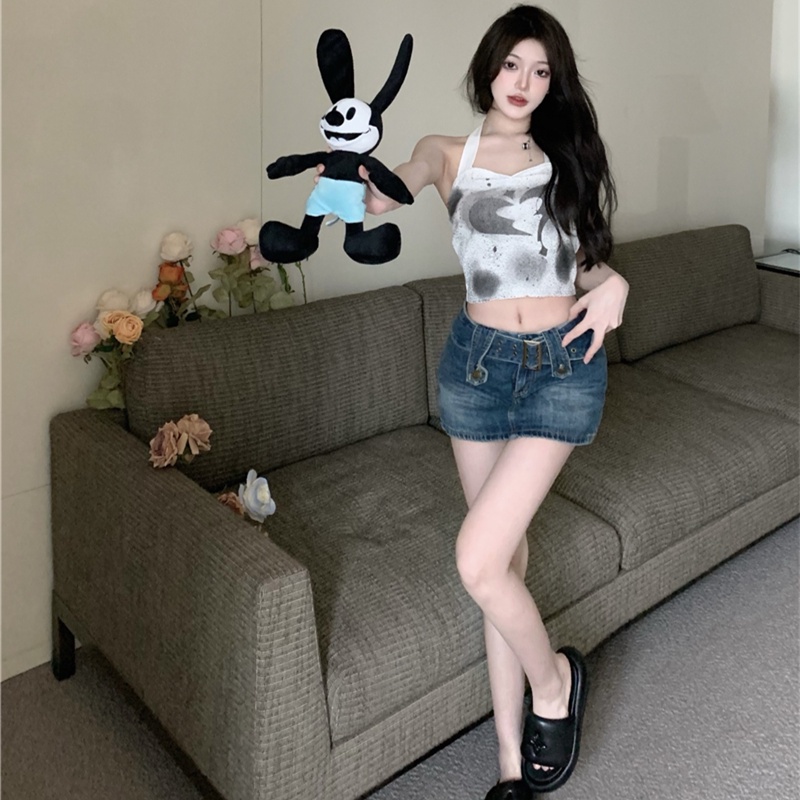 Áo Hai Dây Dáng Ôm In Họa Tiết Thời Trang Quyến Rũ