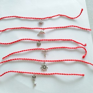 10 vòng tay chỉ đỏ phối charm (được chọn mẫu)