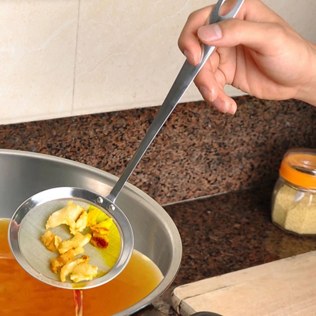 Rây Lọc Bột Bằng Thép Không Gỉ Đa Năng Tiện Dụng Cho Nhà Bếp