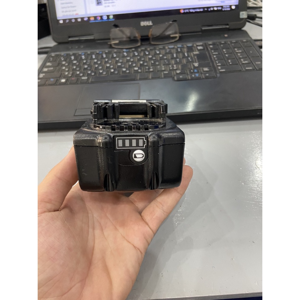 VỎ ZIN MAKITA 18V NEW