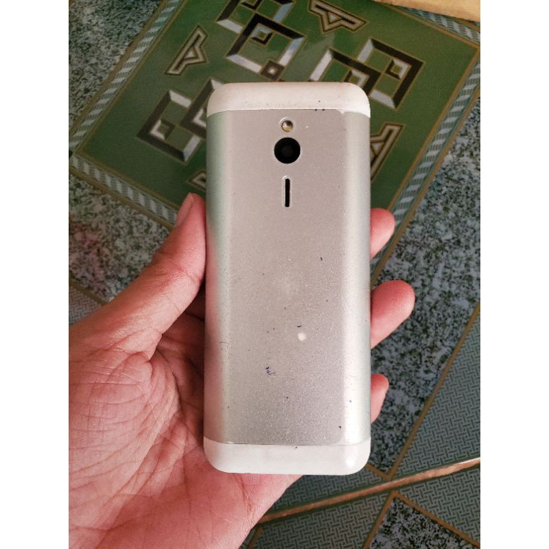 Xác điện thoại nokia 230 hư chân sạc | BigBuy360 - bigbuy360.vn