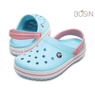 Dép crocs màu xanh lam