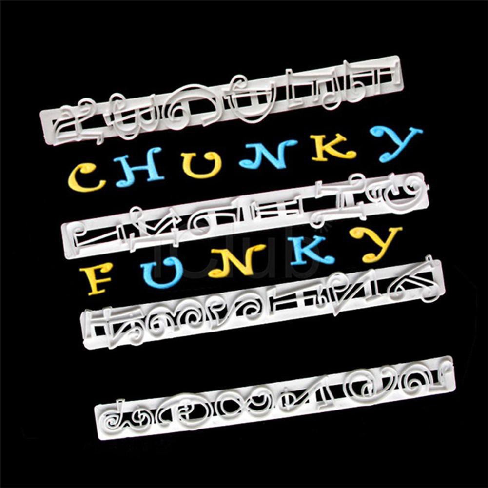 Khuôn cắt chữ trang trí bánh