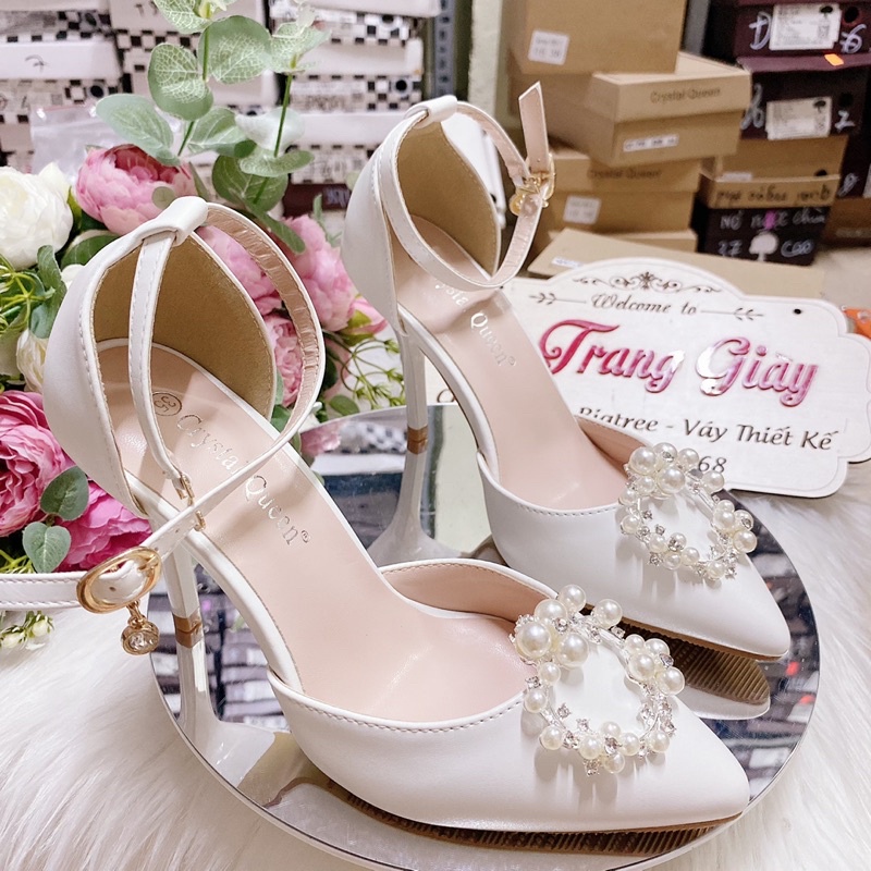 GIÀY CƯỚI THIẾT KẾ NGỌC KẸP TRÒN CAO CẤP CÓ QUAI