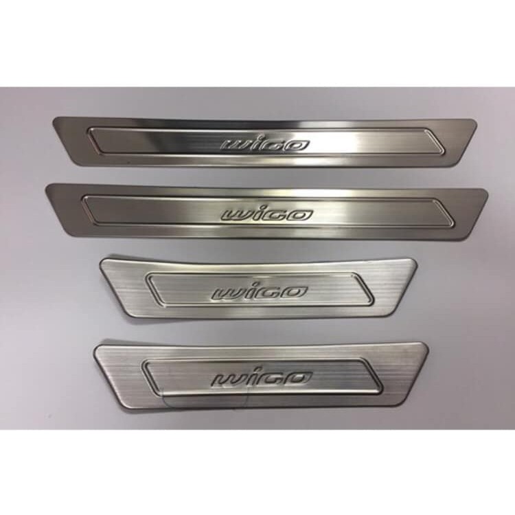 ỐP BẬC TRONG NGOÀI INOX TOYOTA WIGO 2018 - 2020