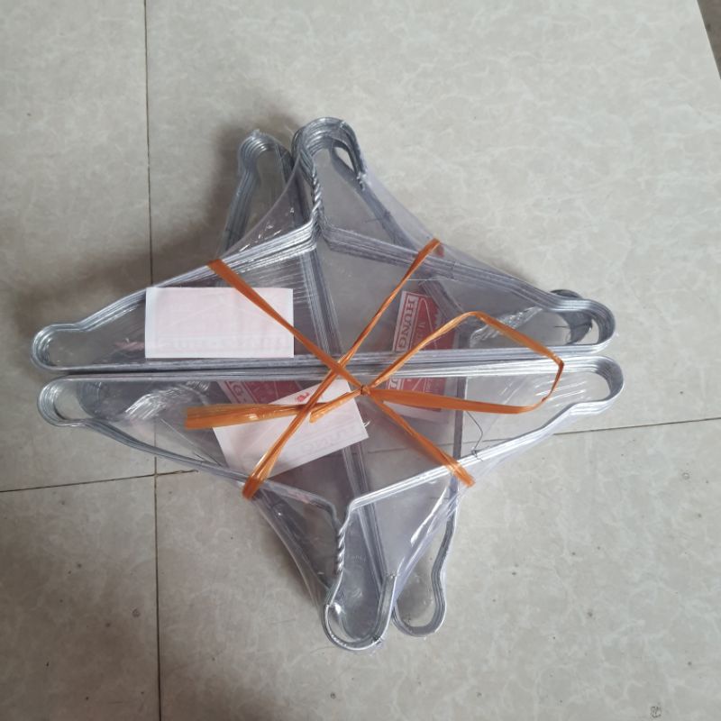 Móc treo quần áo,móc nhôm phơi quần áo người lớn giá 1 móc.