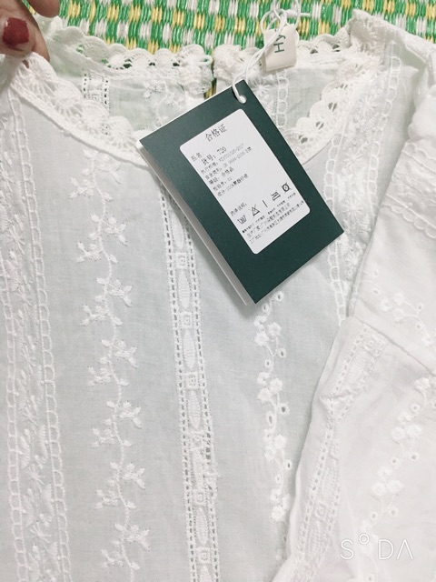 Áo sơ mi dài tay ren kiểu Hàn Quốc | BigBuy360 - bigbuy360.vn