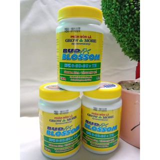 Phân bón lá GROW MORE 6-30-30+TE 100G giúp kích thích ra hoa, tăng tỷ lệ đậu quả, sự hình thành trái, làm chắc hạt