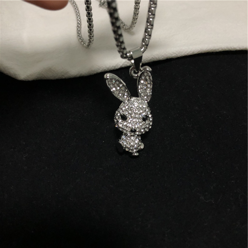 Mặt Dây Chuyền Hình Búp Bê Thỏ Đính Đá Lấp Lánh Phong Cách Hip Hop Nhật Bản 22787