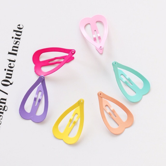 Set kẹp tóc trái tim gồm 6 chiếc