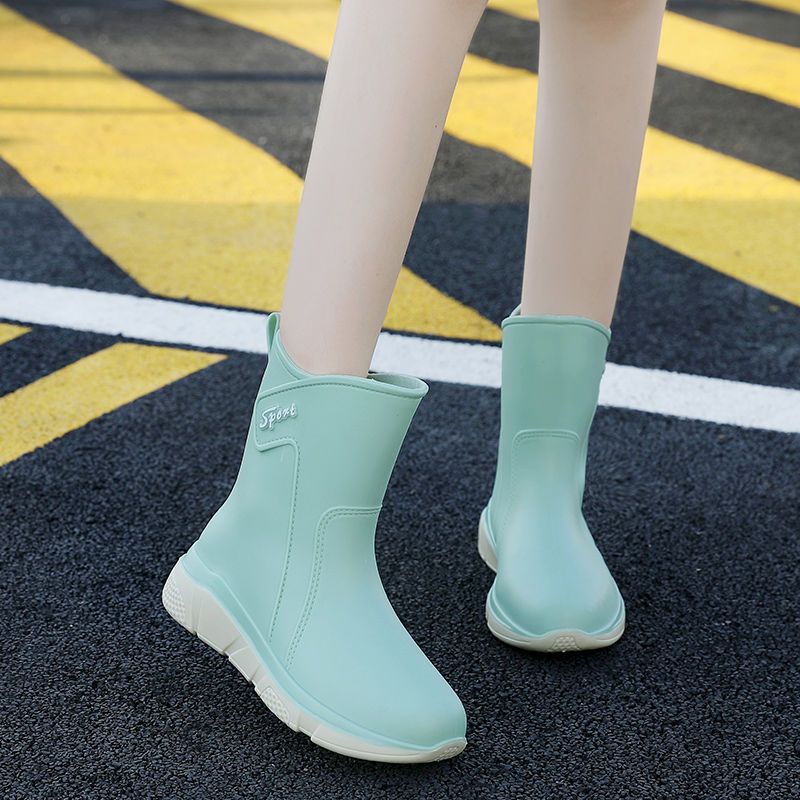 Ủng Đi Mưa Siêu Nhẹ Chống Thấm Nước Thời Trang Hàn Quốc Cho Người Lớn