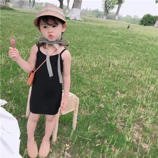 Đầm body bé gái