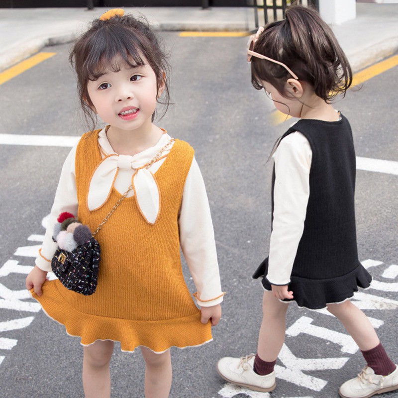 Set áo thun dài tay cổ tròn + chân váy ngắn đính nơ thời trang cho bé gái