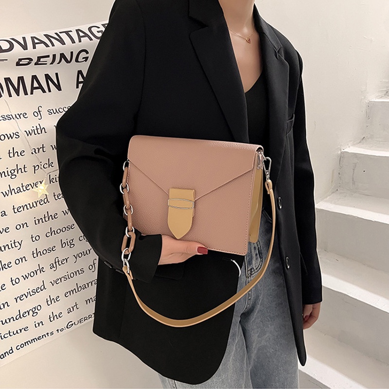 Túi Đeo Vai Hình Vuông Cỡ Nhỏ Phối Dây Xích Thời Trang Cho Nữ