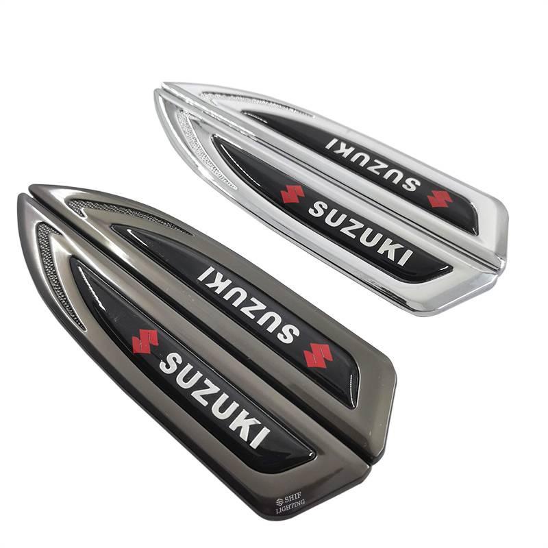 FENDER SUZUKI Set 2 sticker kim loại dán trang trí xe ô tô