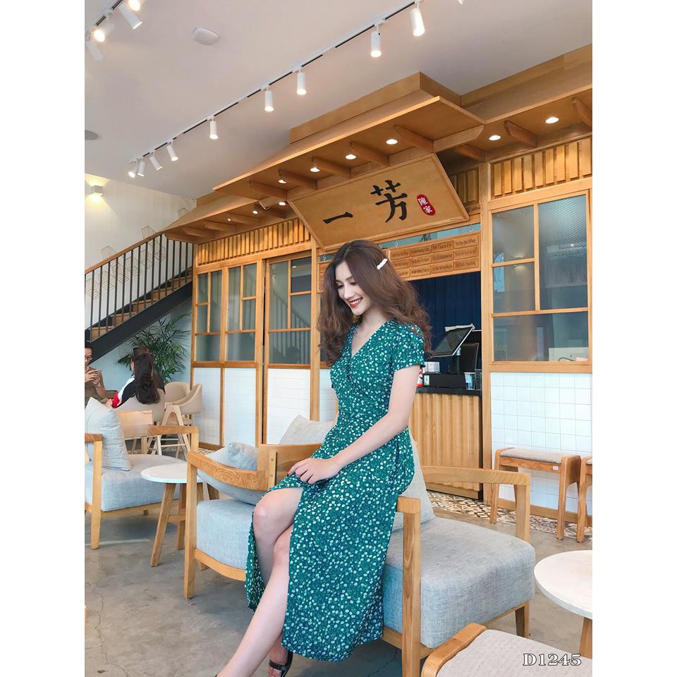 Đầm maxi hoa xanh chéo ngực