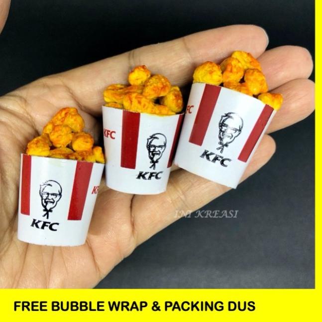 #Bán⁂➤ Bộ Xô KFC Thu Nhỏ + Con Gà Rán Đặc Biệt