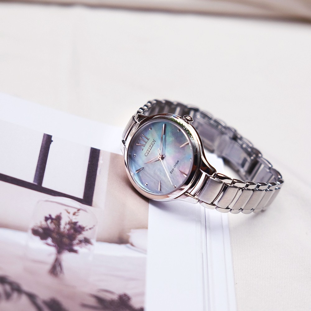 Đồng Hồ Nữ Citizen Dây Thép Không Gỉ EM0550-83N - Mặt Xà Cừ