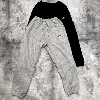 Quần jogger dài thêu logo mvs