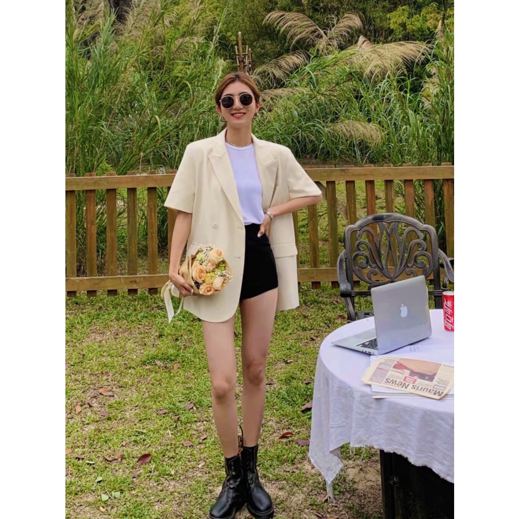 Áo  Khoác Blazer Nữ Tay Ngắn Phom Rộng Chất Đẹp - BLA22060