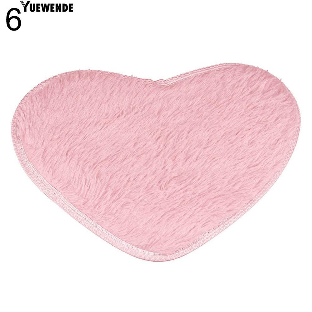 Thảm chùi chân chống trượt hình trái tim dài 40 X 30cm