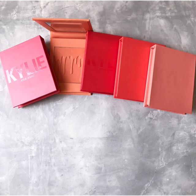Má hồng Kylie Cosmetic blush
