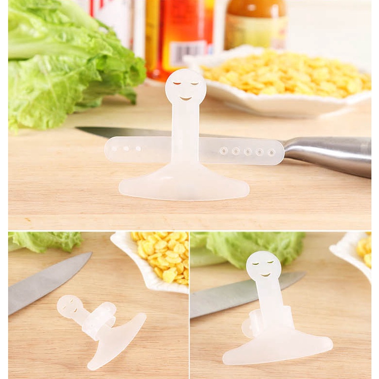 Dụng cụ hỗ trợ dao thái đồ ăn tránh đứt tay nhà bếp phòng ăn Minh House