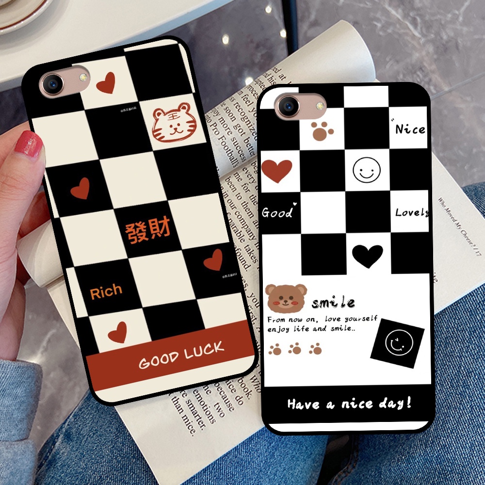 Ốp Oppo A83 in hình sọc caro, họa tiết đen trắng dễ thương