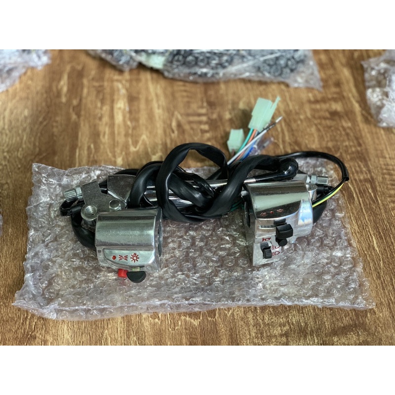Cùm Công Tắc MD có đề lắp Honda 67 CD CL