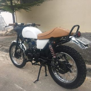 Dè sau Win 100 - thích hợp cho dáng zin Win 100 zin hoặc độ lên các dáng classic như Cafe Racer-Tracker-Scrambler-Enduro