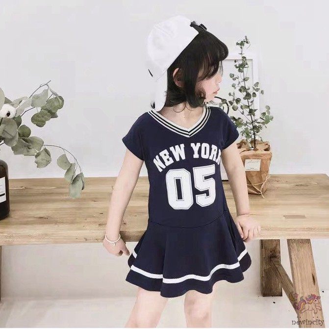 Đầm Thun Tay Ngắn In Chữ Cho Bé Gái