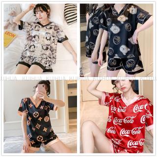 Bộ Đồ Ngủ Pijama Ngắn Tay Cổ Chữ V Bằng Lụa Lạnh In Họa Tiết Hoạt Hình Cho Nữ