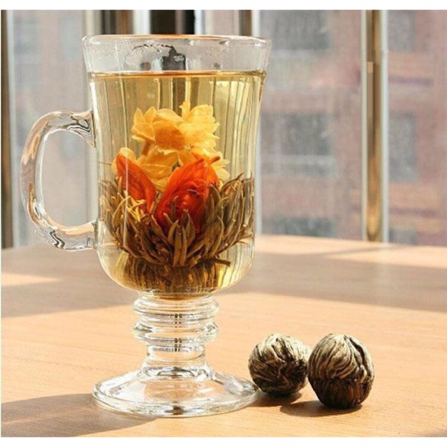 1 Ly Trà Hoa Viên Thần Ky, hàng Super VIP cho ngày tết