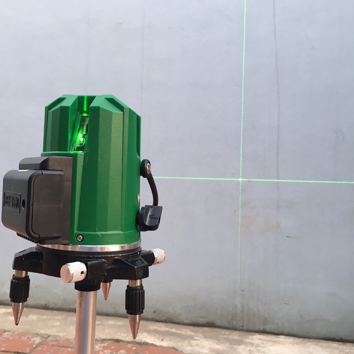 Bảo hành 1 năm-Máy cân bằng 5 tia laser xanh- Nhật bản dùng ngoài trời