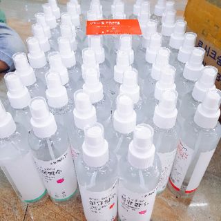 Xịt thơm quần áo Hàn Quốc