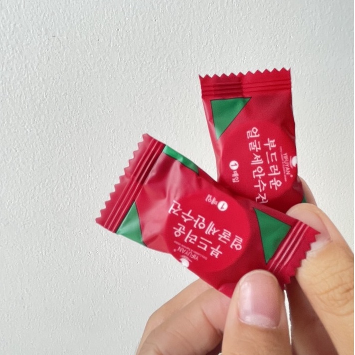 Hott Khăn giấy nén rửa mặt dạng viên kẹo hàn quốc, khăn nén ướt dạng viên to nhỏ có đủ Tiện DỤng đi du lịch
