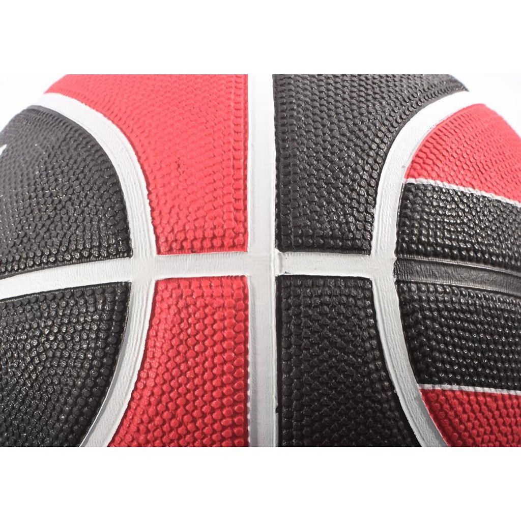 Bóng rổ Spalding NBA Team Chicago Bulls Outdoor size 7 binhansport