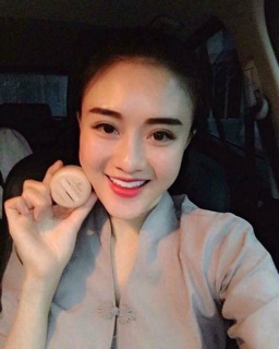 Phấn tươi Essence Mousse Tone da tự nhiên