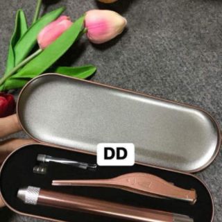 Lấy ráy tai có đèn