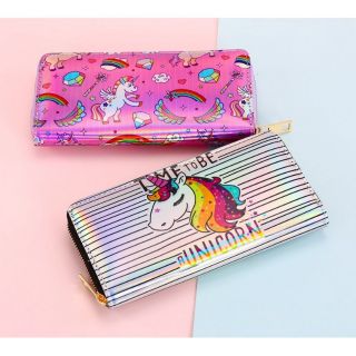 Ví hologram unicorn kèm ảnh thật.