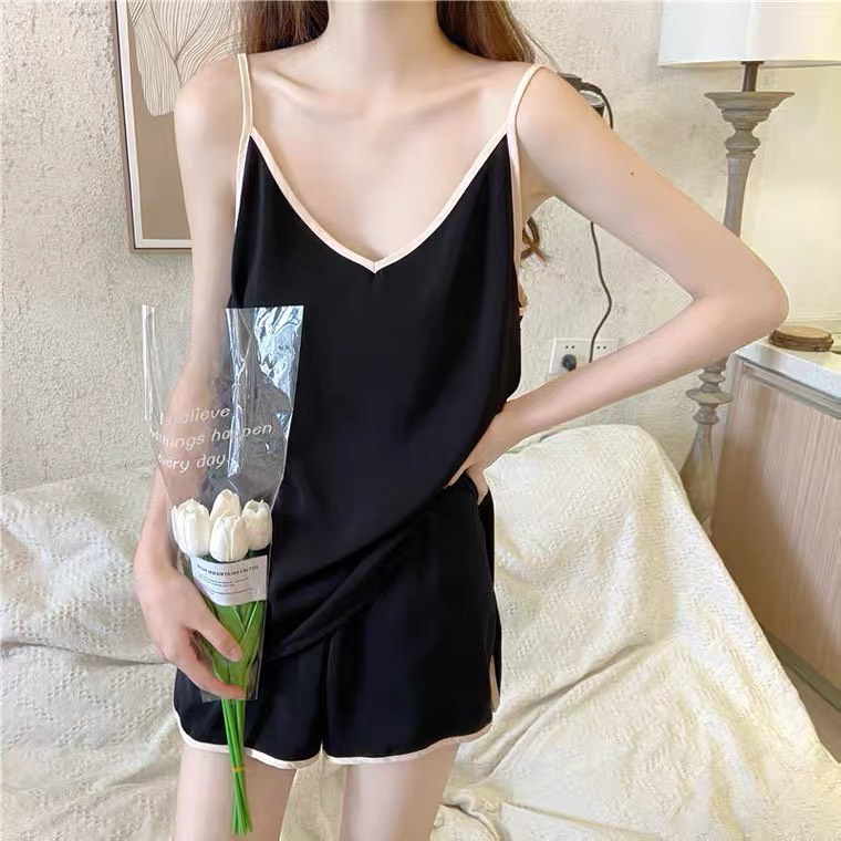 Bộ đồ ngủ nữ hai dây, bộ ngủ pyjama hai dây quần ngắn chất liệu lụa tằm siêu thoáng mát, thoải mái | BigBuy360 - bigbuy360.vn