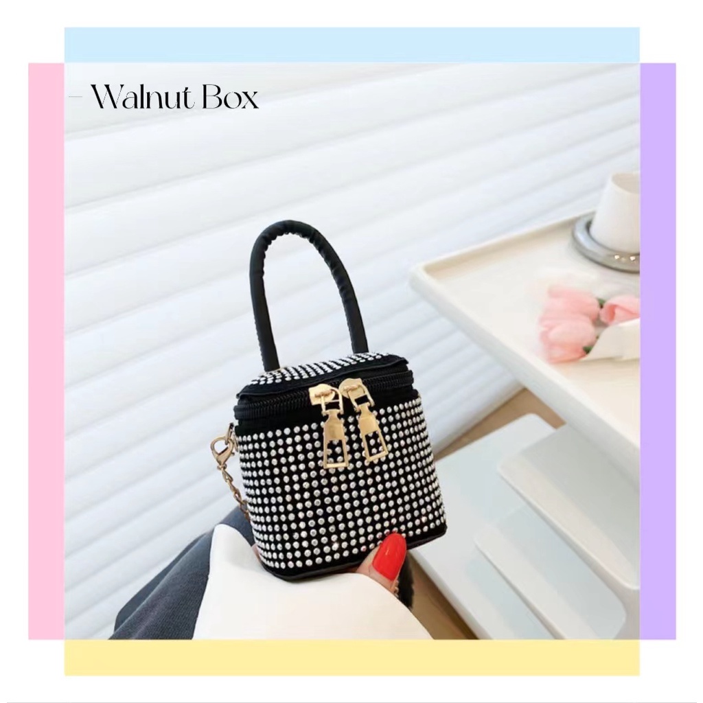 Túi Đeo Vai Hình Vuông Cỡ Nhỏ Đính Đá Lấp Lánh Phong Cách Phương Tây Thời Trang Sang Trọng Cho Nữ