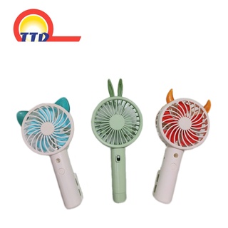 QUẠT MINI CẦM TAY, PHUN SƯƠNG - GIAO MÀU NGẪU NHIÊN