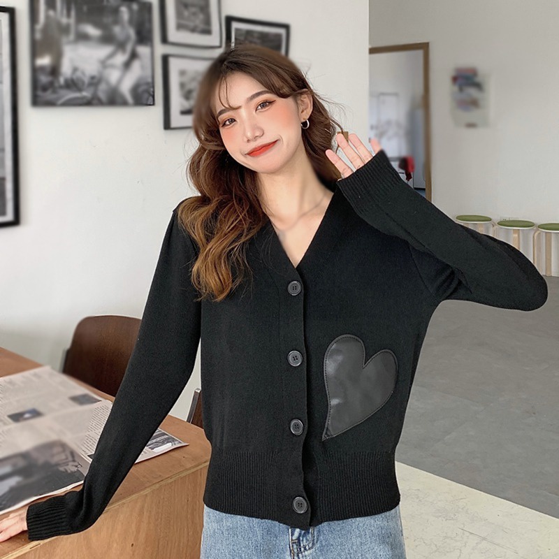 Áo khoác cardigan dệt kim dáng rộng họa tiết trái tim xinh xắn cho nữ